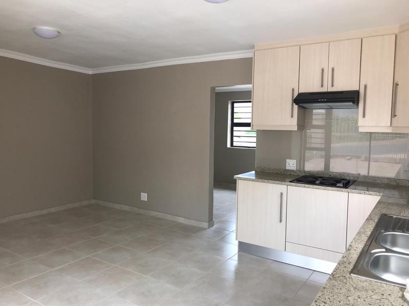 To Let 1 Bedroom Property for Rent in Ruwari Western Cape
